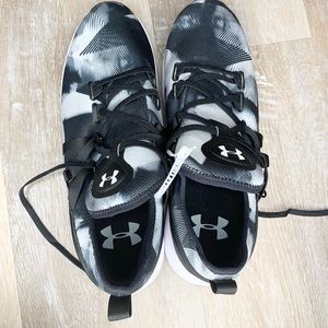 NWOT Under Armour Shoes